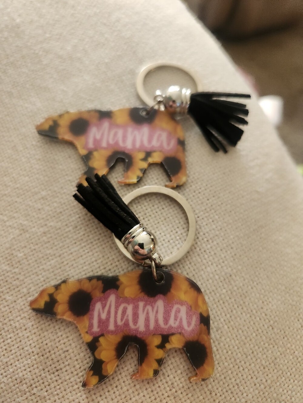 Sunflower Bear Keychain with 'Mama' Script - Picture 2 of 2